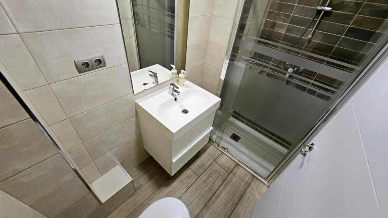 Luminoso Apartamento 6 Personas Pueblo Nuevo Мадрид Екстериор снимка